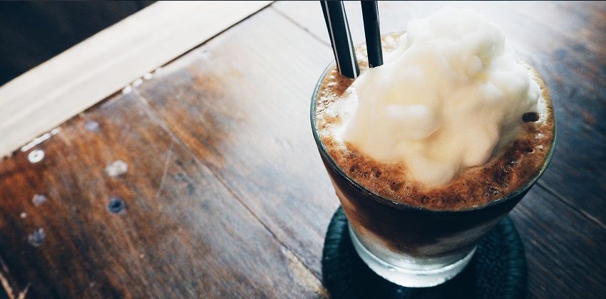 Cà phê cốt dừa là gì? Cách phà cafe nước cốt dừa chuẩn vị