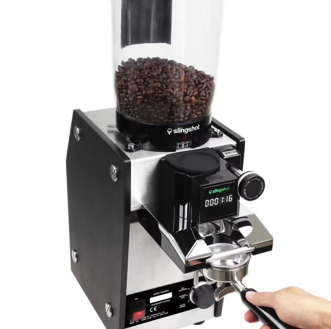Máy xay cà phê Slingshot C68 dễ dàng vệ sinh khi tháo ráp với kiễu dáng thiết kế đơn giản, khách hàng